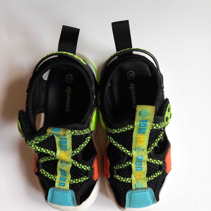 Детски обувки маратонки сандали