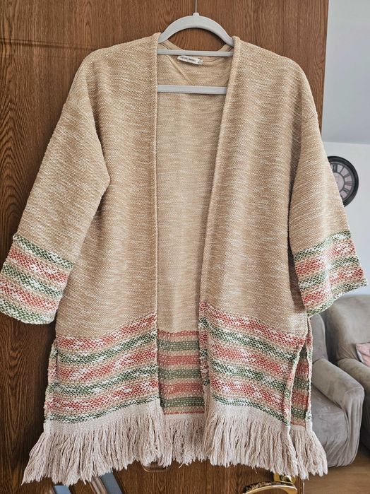 Cardigan bershka dama S-M, impecabil