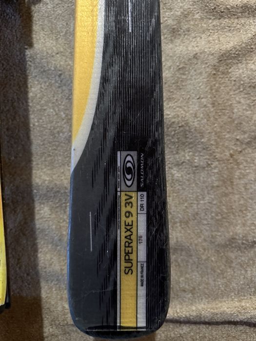 4 perechi de schiuri diferite modele