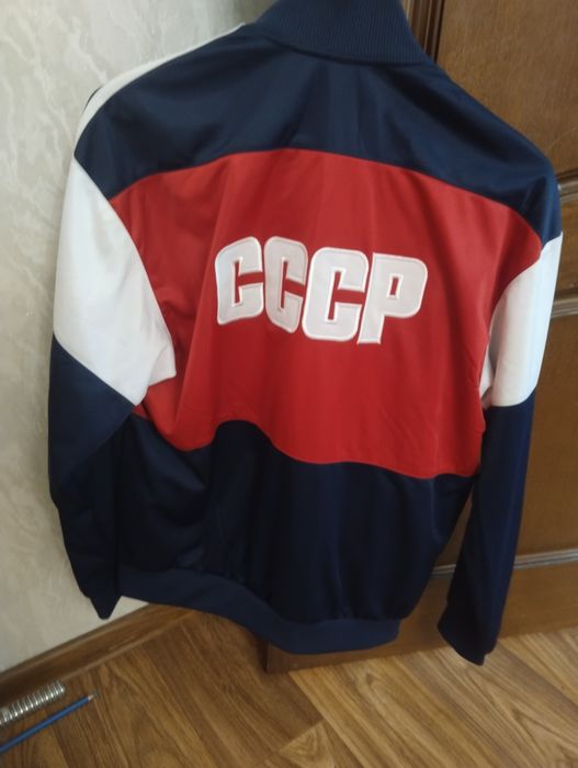 Спортивный костюм