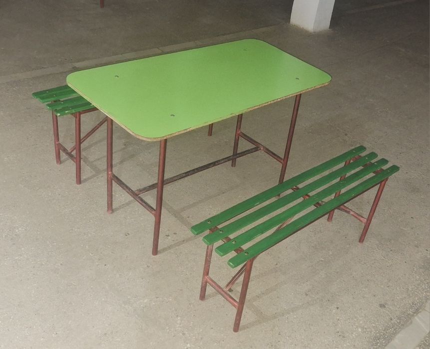 Устар курси комплект. Стол стул. Ошхона учун.