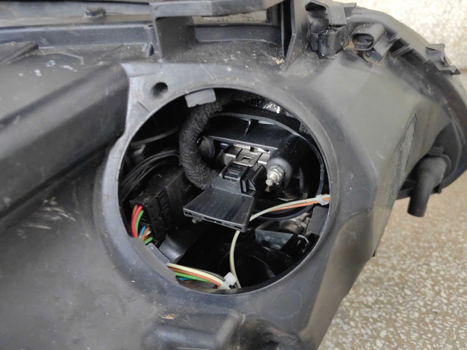 Фар BMW E60/E61 Xenon Dynamic Drive ляв / Фар БМВ Е60/Е61 Оригинален