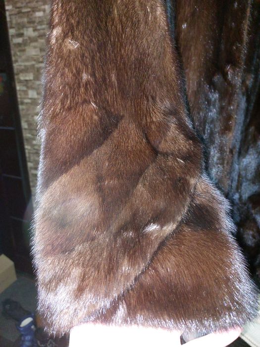 Продам норковую шубу.
