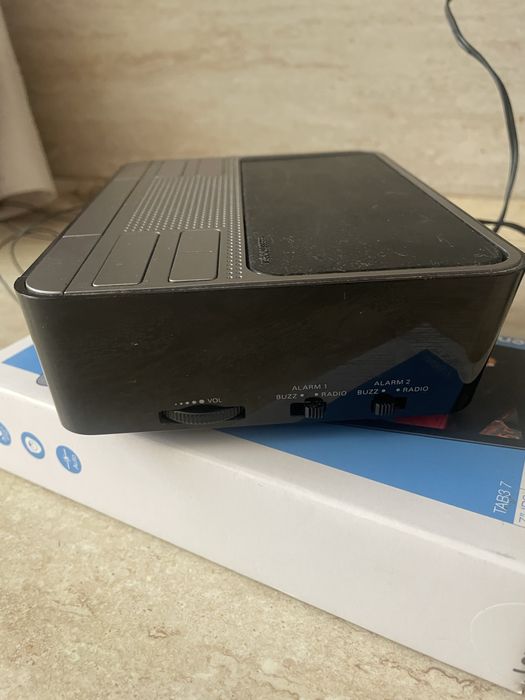 Радиочасовник Philips