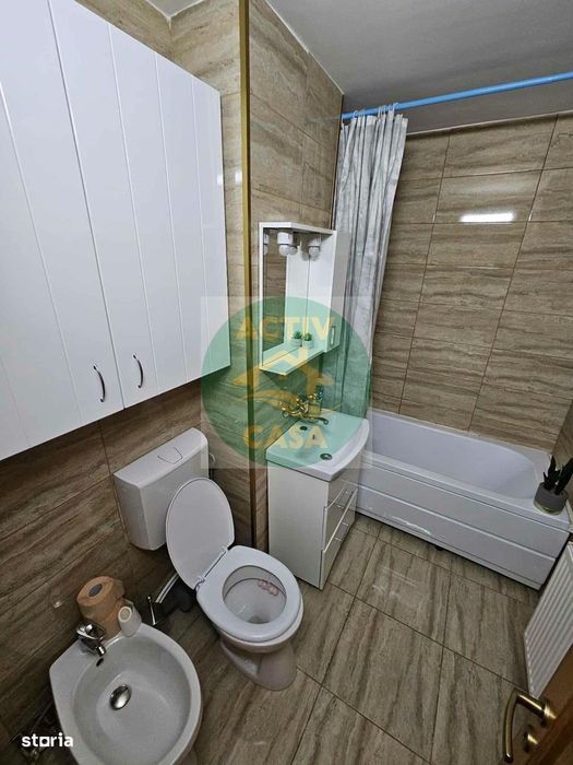 Apartament 2 camere, etaj 2, centru