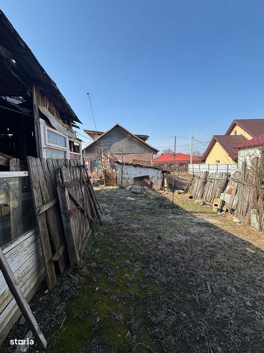 De vanzare casa noua in Roman,P+M, nefinalizata 50.000 euro negociabil