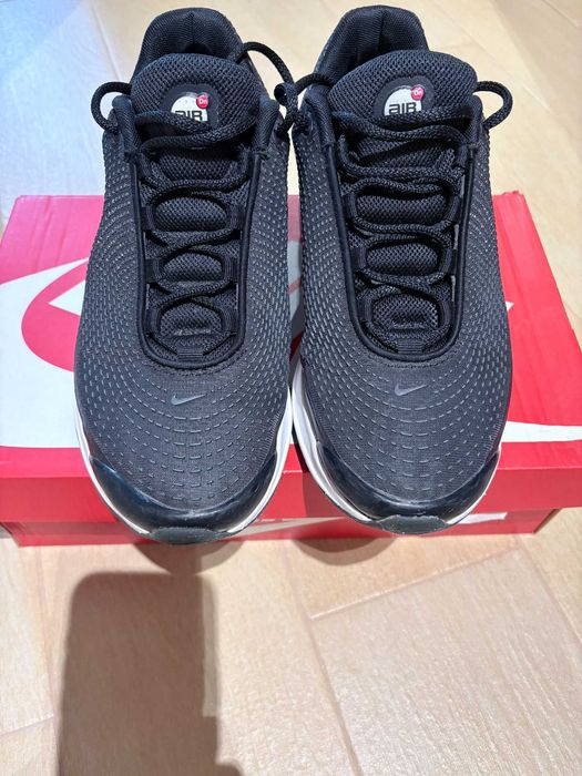 Маратонки Nike Air Max Dn