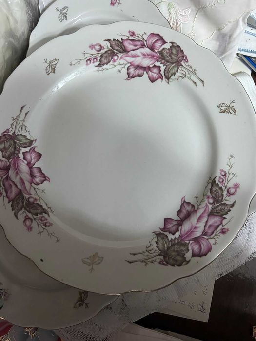Продам сервиз столовый СССР