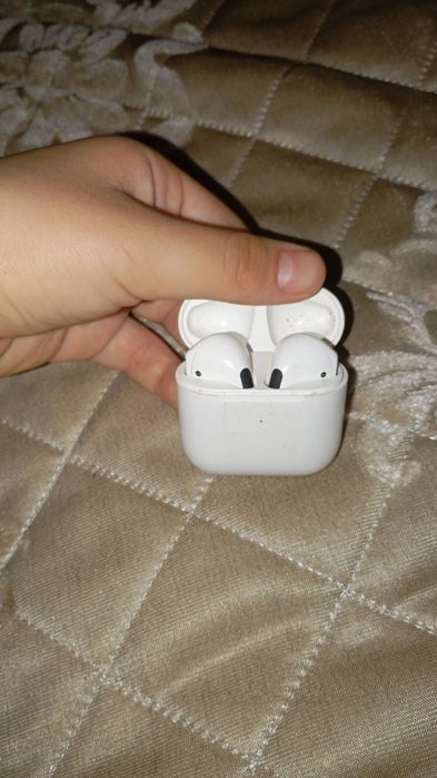 Продам наушник эрепотс  pro звук очень громки