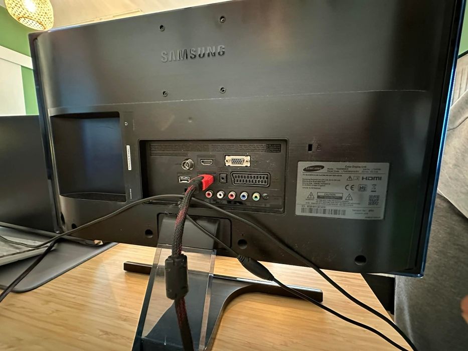 Монитор - Телевизор Samsung T24E390EW