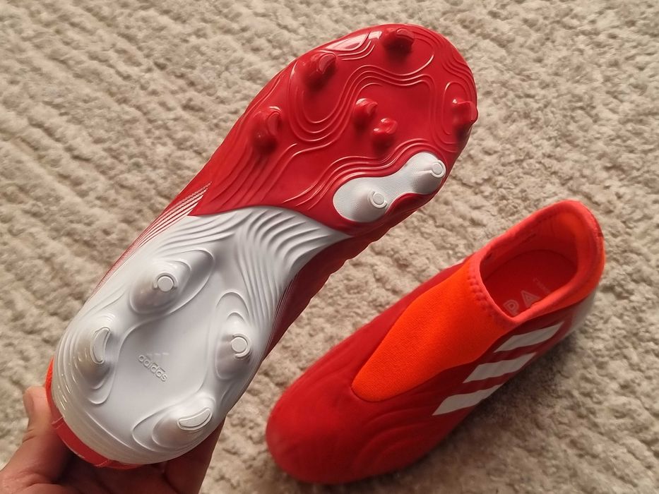 Ghete Adidas fotbal crampoane fara sireturi, marimea 36