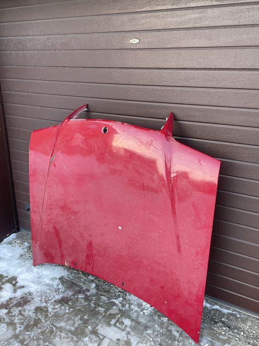 Продам два капота на Mercedes w202