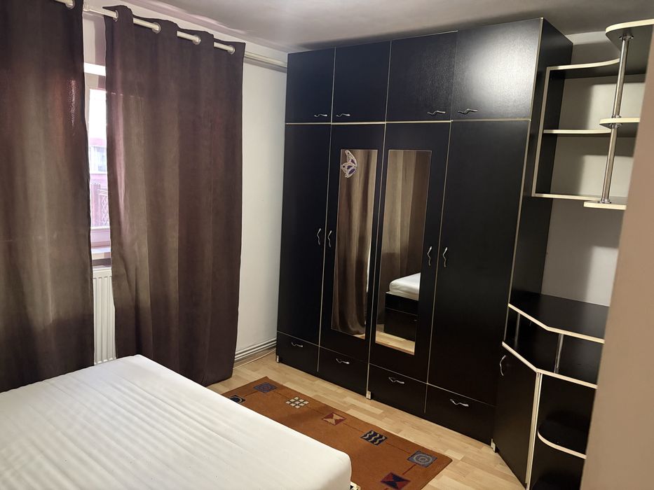 Inchiriez apartament 2 camere zona cetate