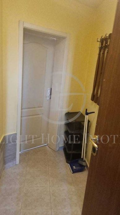 Продава се Едностаен апартамент в Пловдив, Кършияка - 40 кв.м за 2475 €/кв.м - Снимка #3