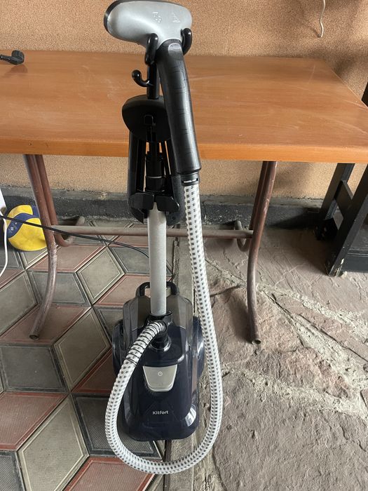 Отпариватель Kitfort KT-960