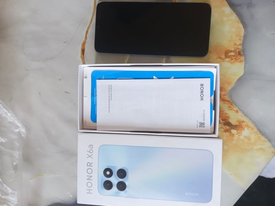 Продам Хонор 6а ,128гб ОЗУ 4 гб