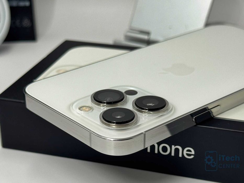 iPhone 13 Pro 128GB Silver, 100% батерия, НЕРАЗЛИЧИМ ОТ НОВ, 1г. ГАРАНЦИЯ!