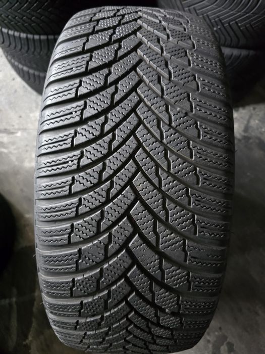 Firestone 235/45 R19 99V MS iarnă