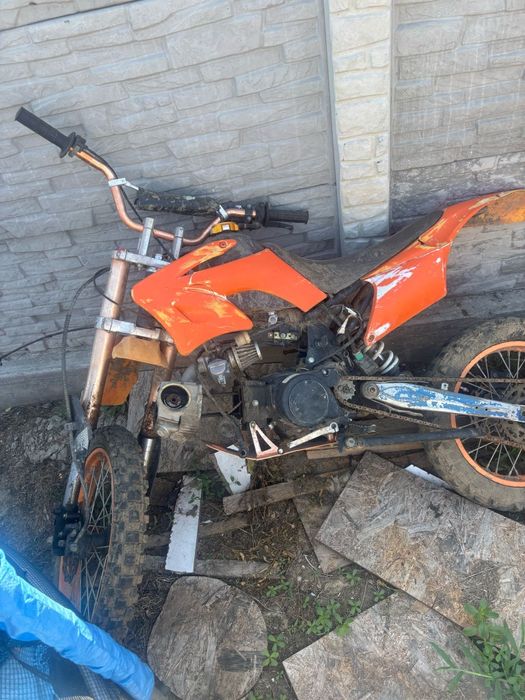 Reparatii drujbe motocoase scutere atv-uri