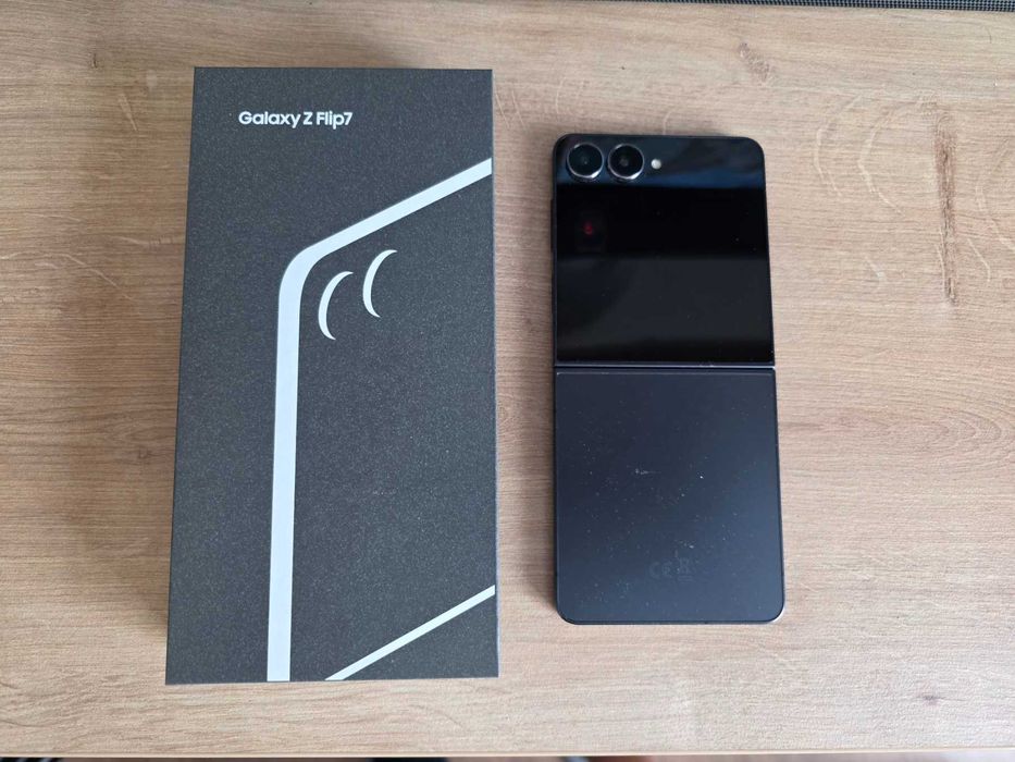 Samsung Galaxy Z Flip7