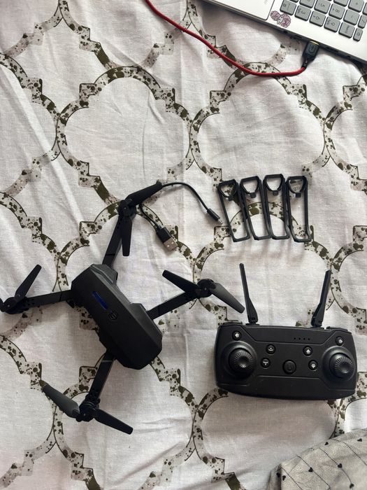 Продам Дрон новый в идеальнос состояние