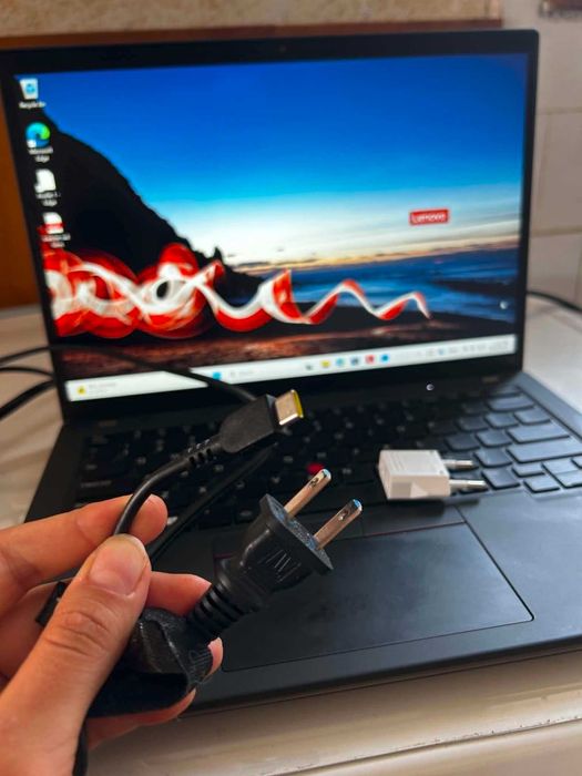 Lenovo Thinkpad T14 gen 4 i5-1350P 16GB RAM 512 GB SSD