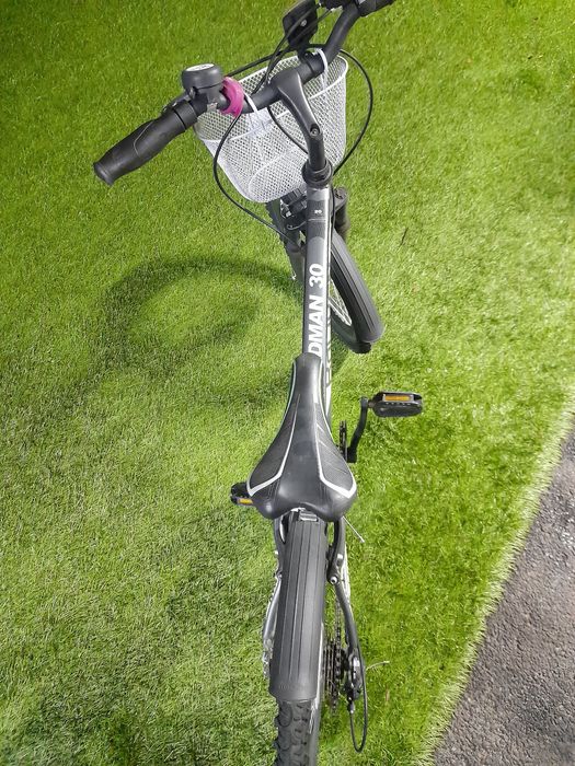 Bicicleta copii aproape noua roti 20. Nu necesita nici o investiție.