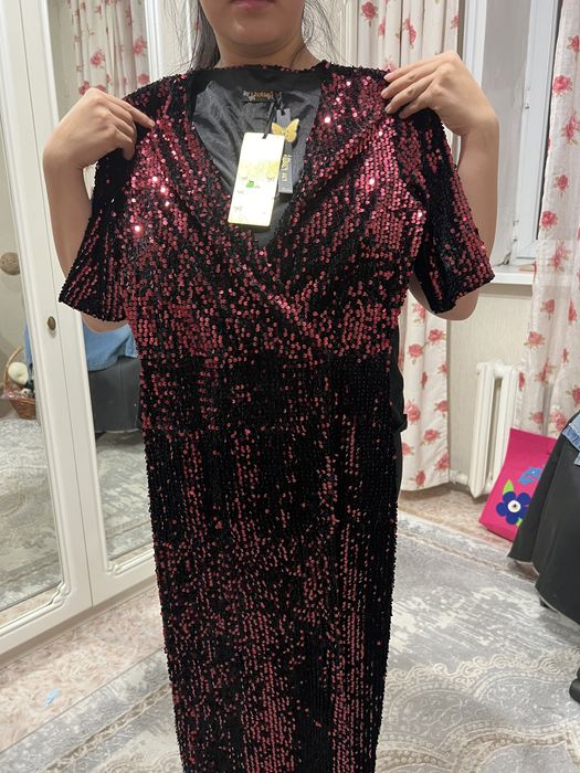 Продам вещий женские