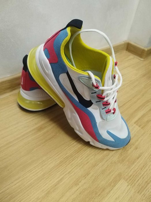 Adidasi Nike Air