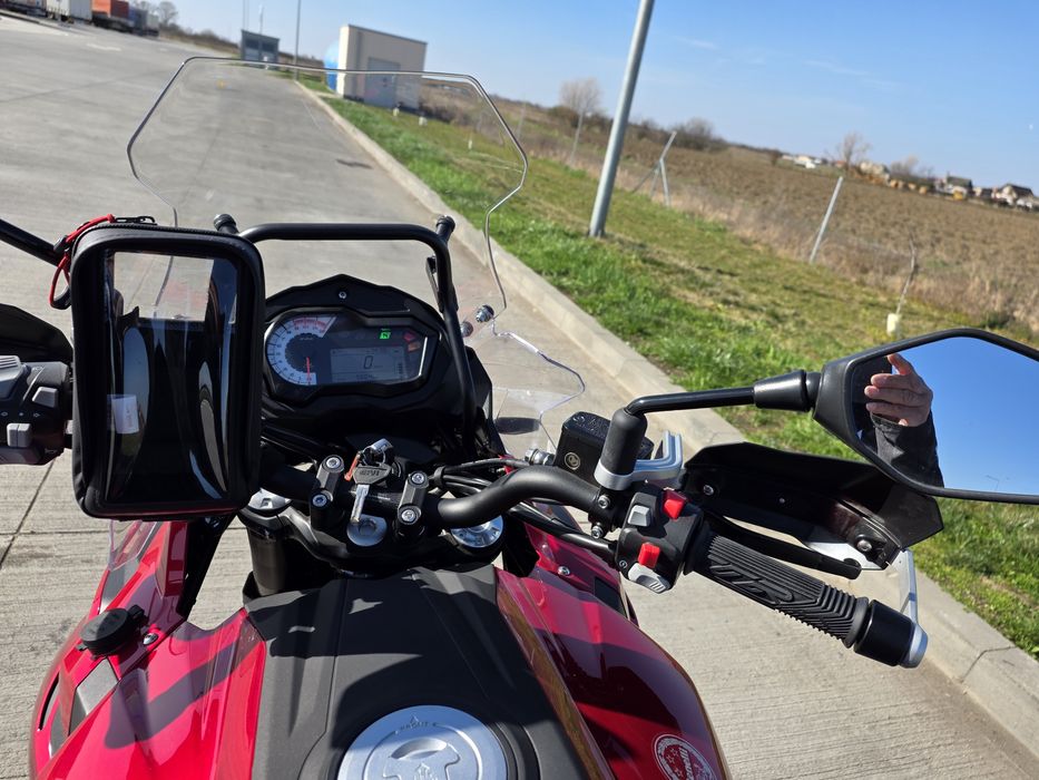Motocicletă BENELLI TRK 502