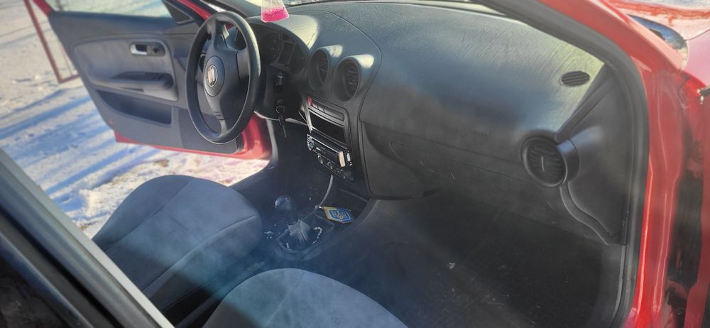 Vând Seat Ibiza 2004