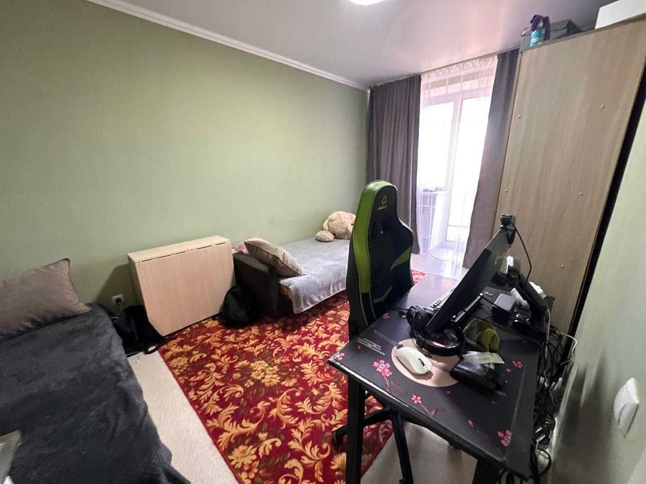 Продается евро 2 комн квартира Быковского,2