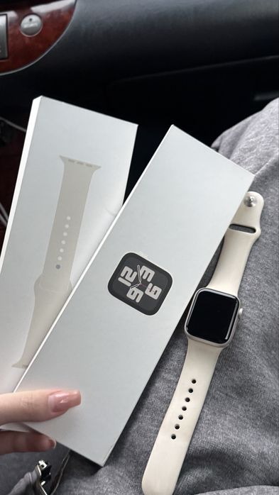 Apple Watch SE 2024
