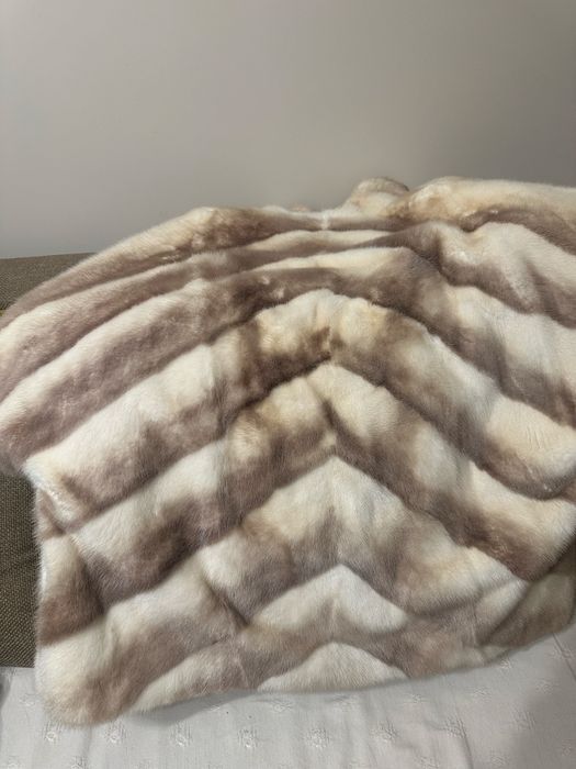 Продам норковую шубку