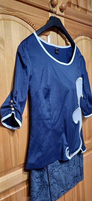 Разкошен Костюм 3 Части-САКО+БЛУЗА+ПОЛА! Уникален Дизайн и Материя!НОВ