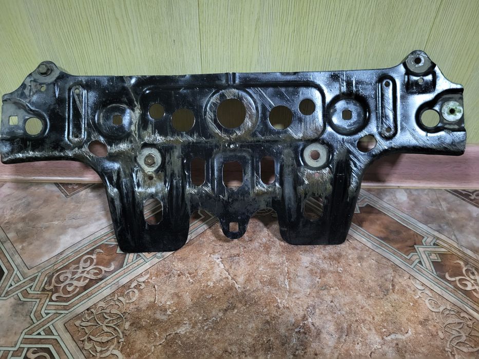 Защита двигателя Пыльник двс