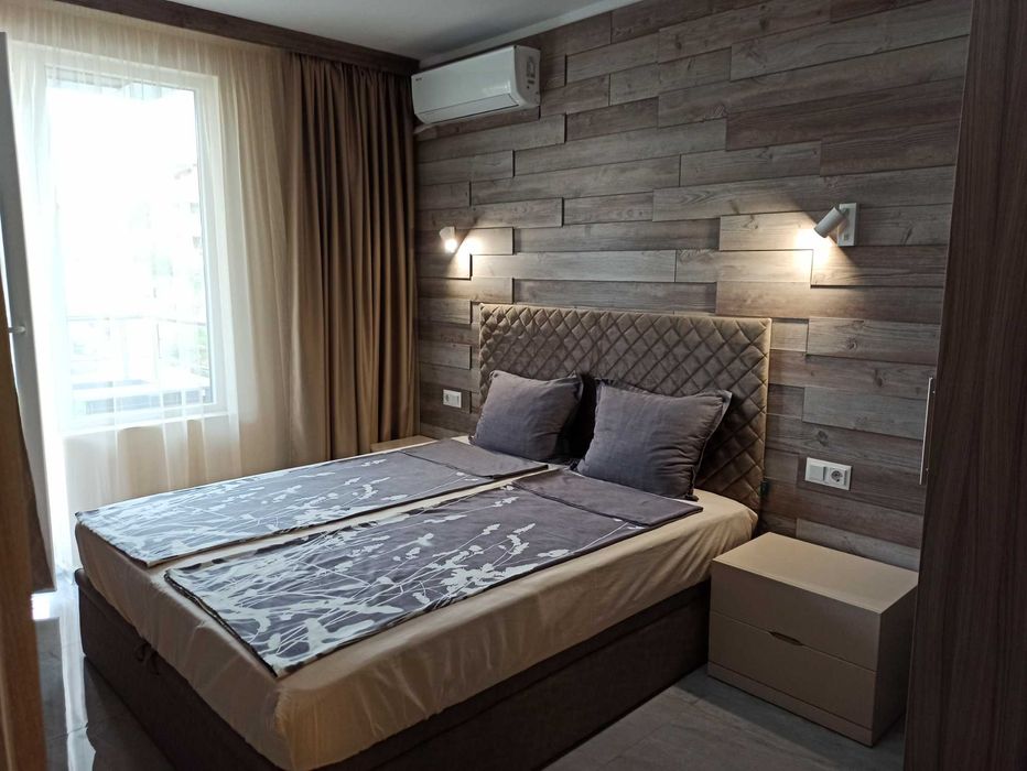 Апартамент за нощувки Азалия