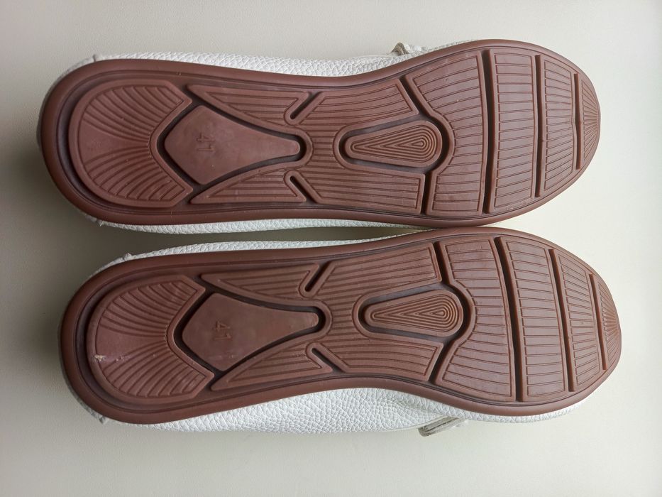 Продам женские лоферы 41