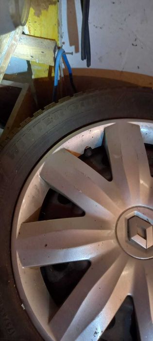 Vand cauciucuri de iarna