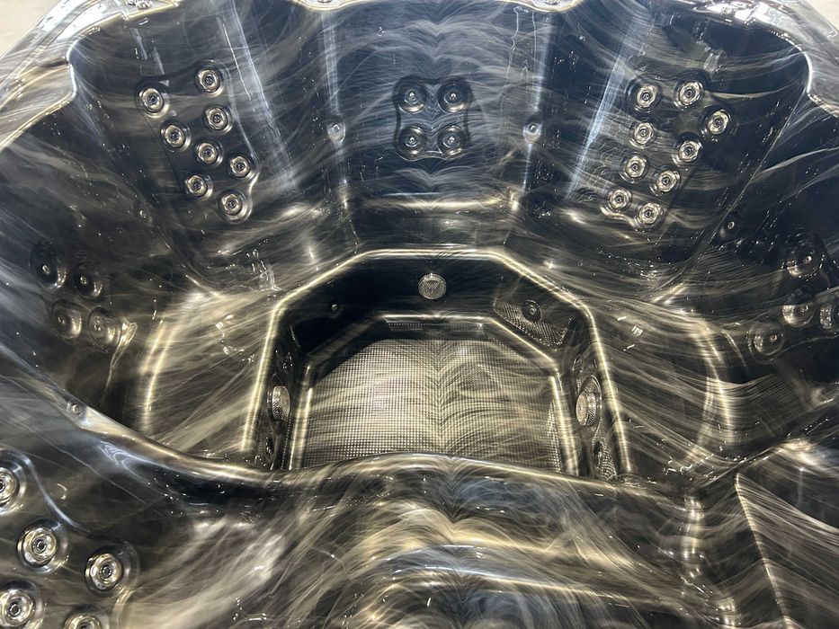 Jazuzzi ciubar QUADRO Nomad