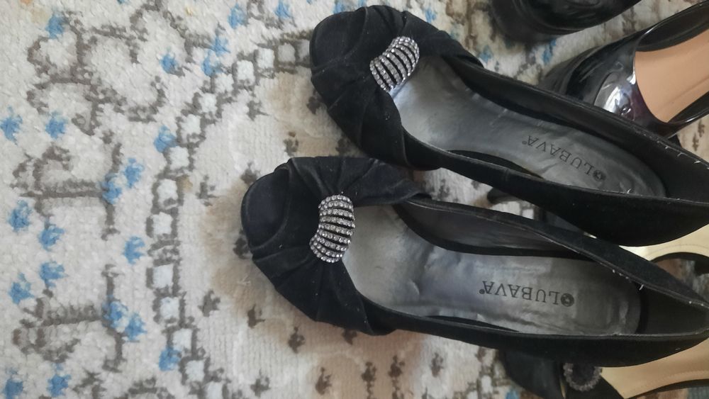 Босоножки 36-размер