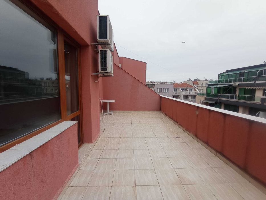 Продава се Двустаен апартамент в Поморие - 81 кв.м за 1249 €/кв.м - Снимка #1