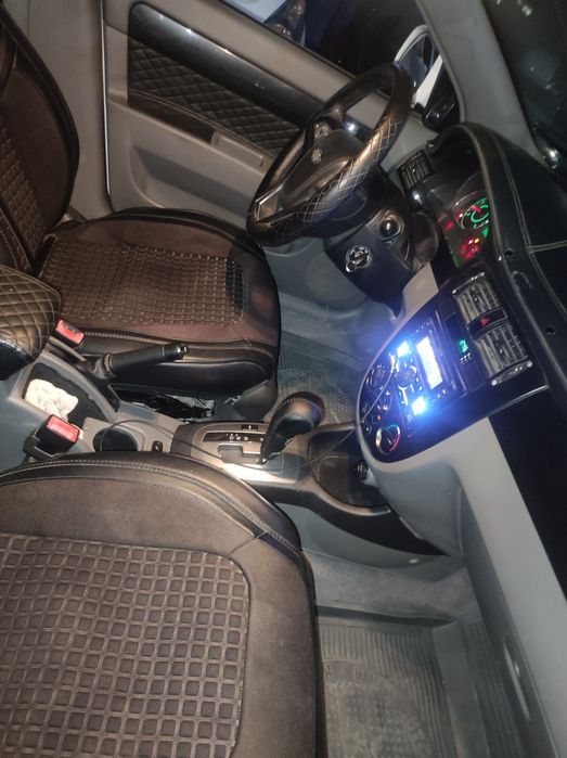 Jentra 3 poz srochni sotiladi