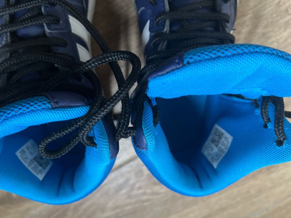 Детски високи маратонки Adidas, номер 32