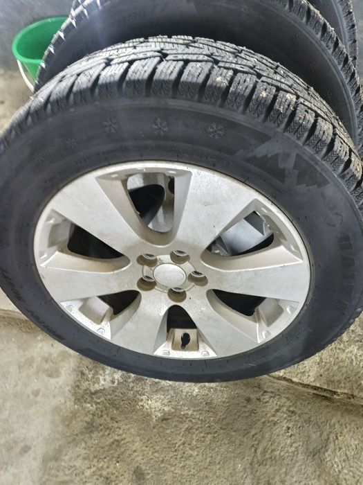 Диски с резиной на субару