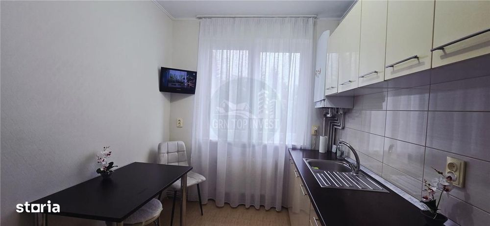 Apartament modern 3 camere zona Centrala