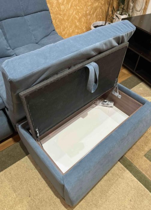 Продам диван Пума с доставкой