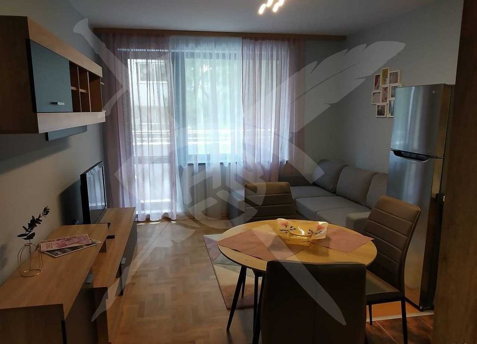 Дава се под наем Едностаен апартамент в Варна, Окръжна болница - 36 кв.м за 300 € - Снимка #2