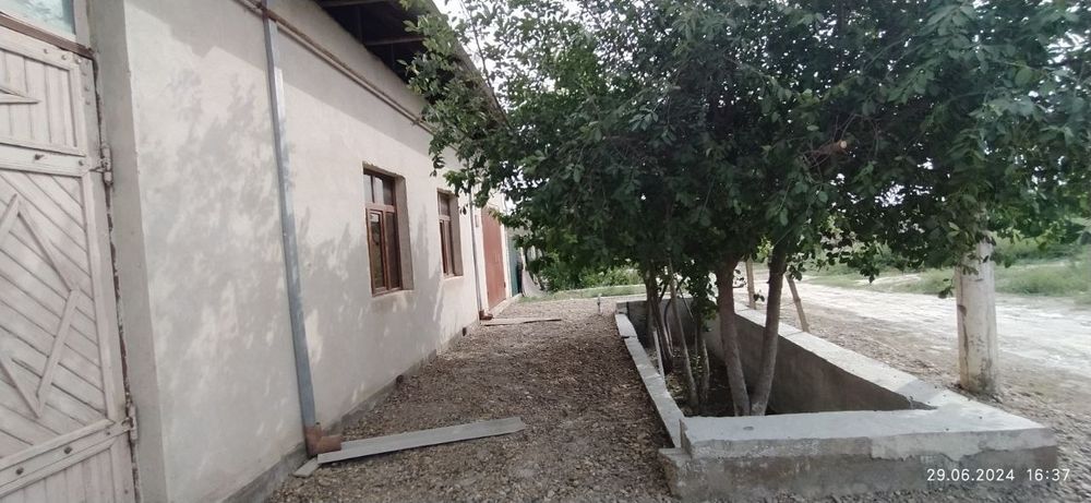 Hovli sotiladi mo'ljal chiltanob