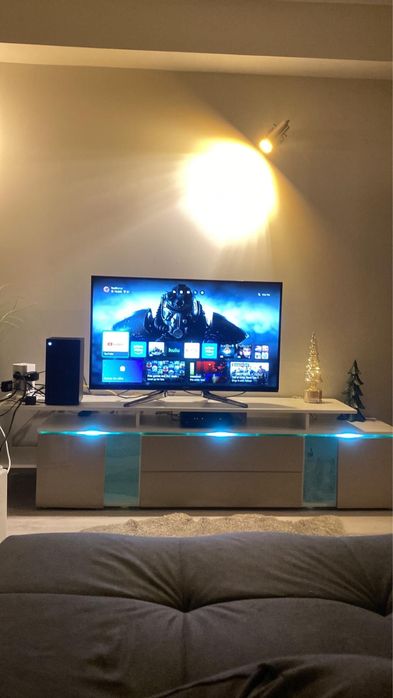 Vand comoda TV Ikea